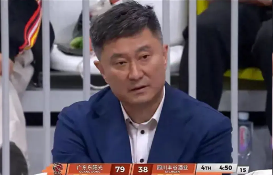 b体育平台-虐菜局：徐杰要打34分钟，张皓嘉却打38分钟？球迷一句话说破机密